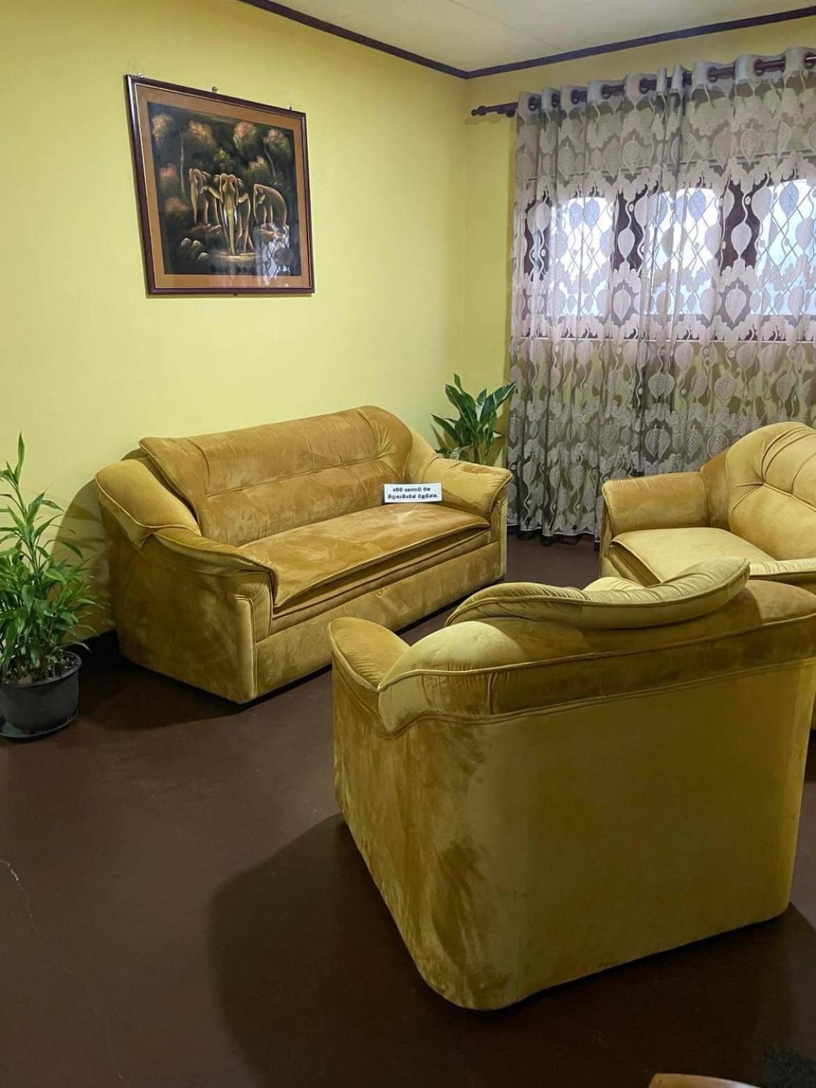 Olivia Homestay Anuradhapura Exteriör bild