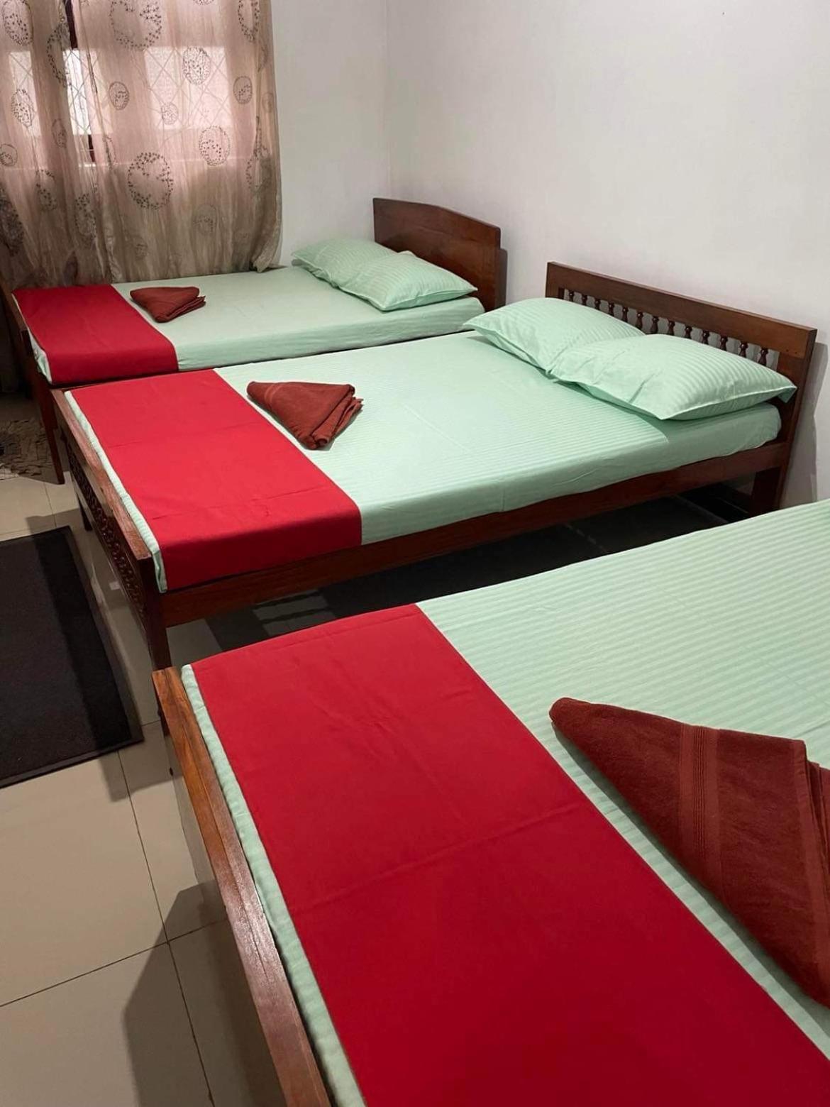 Olivia Homestay Anuradhapura Exteriör bild