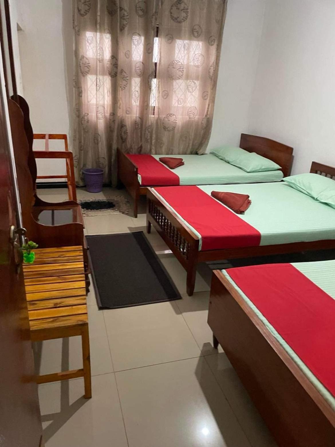 Olivia Homestay Anuradhapura Exteriör bild